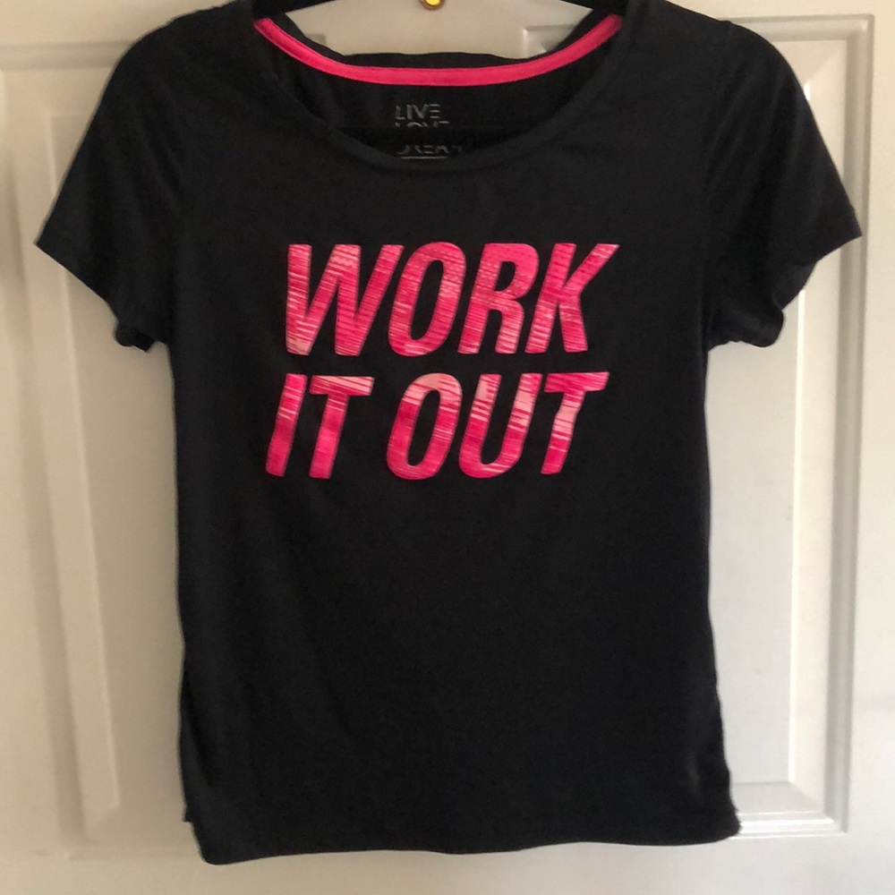 Light weight tee